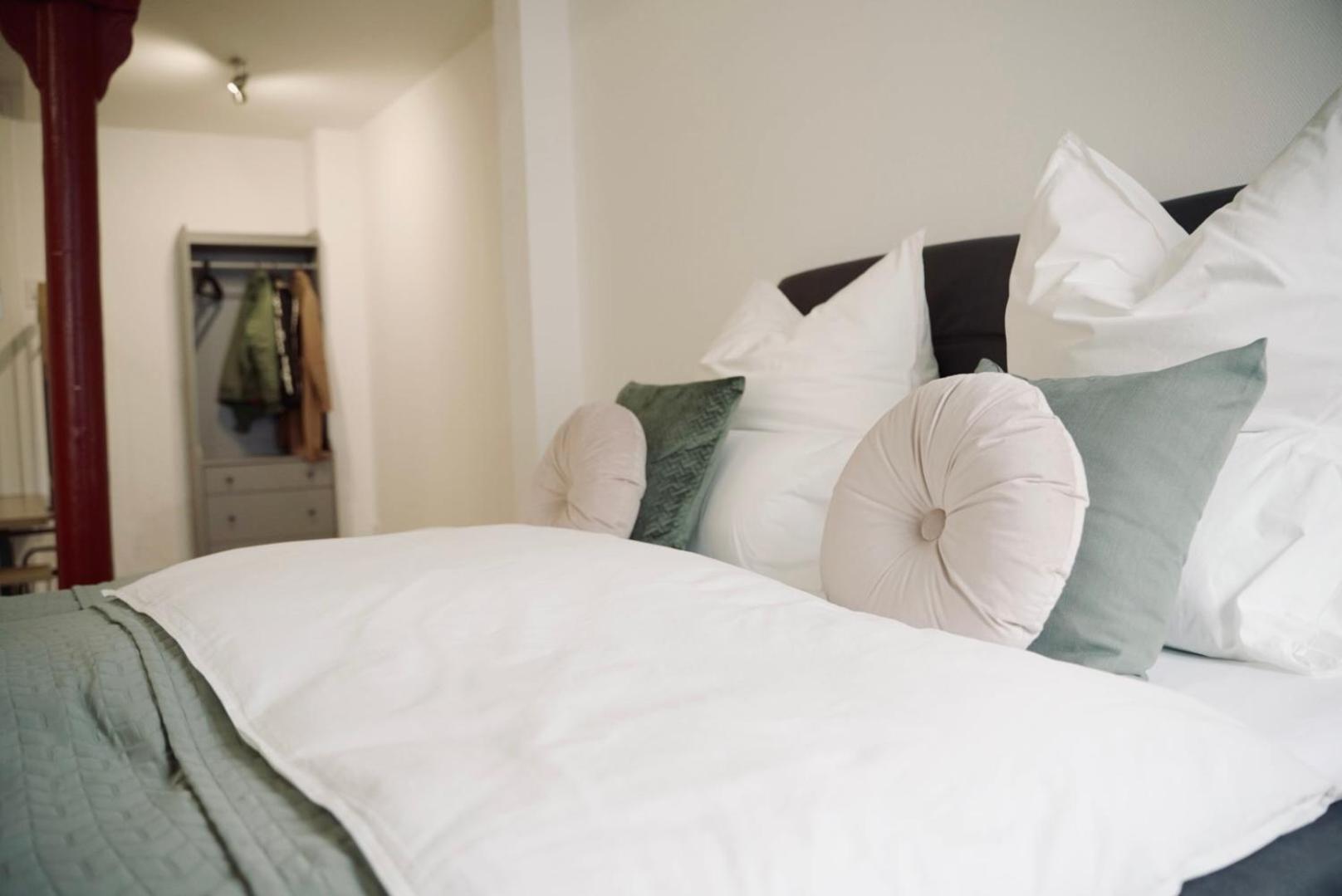 De La Vie Reutlingen - Altstadt Apartment An Stadthalle & Am Marktplatz Extérieur photo