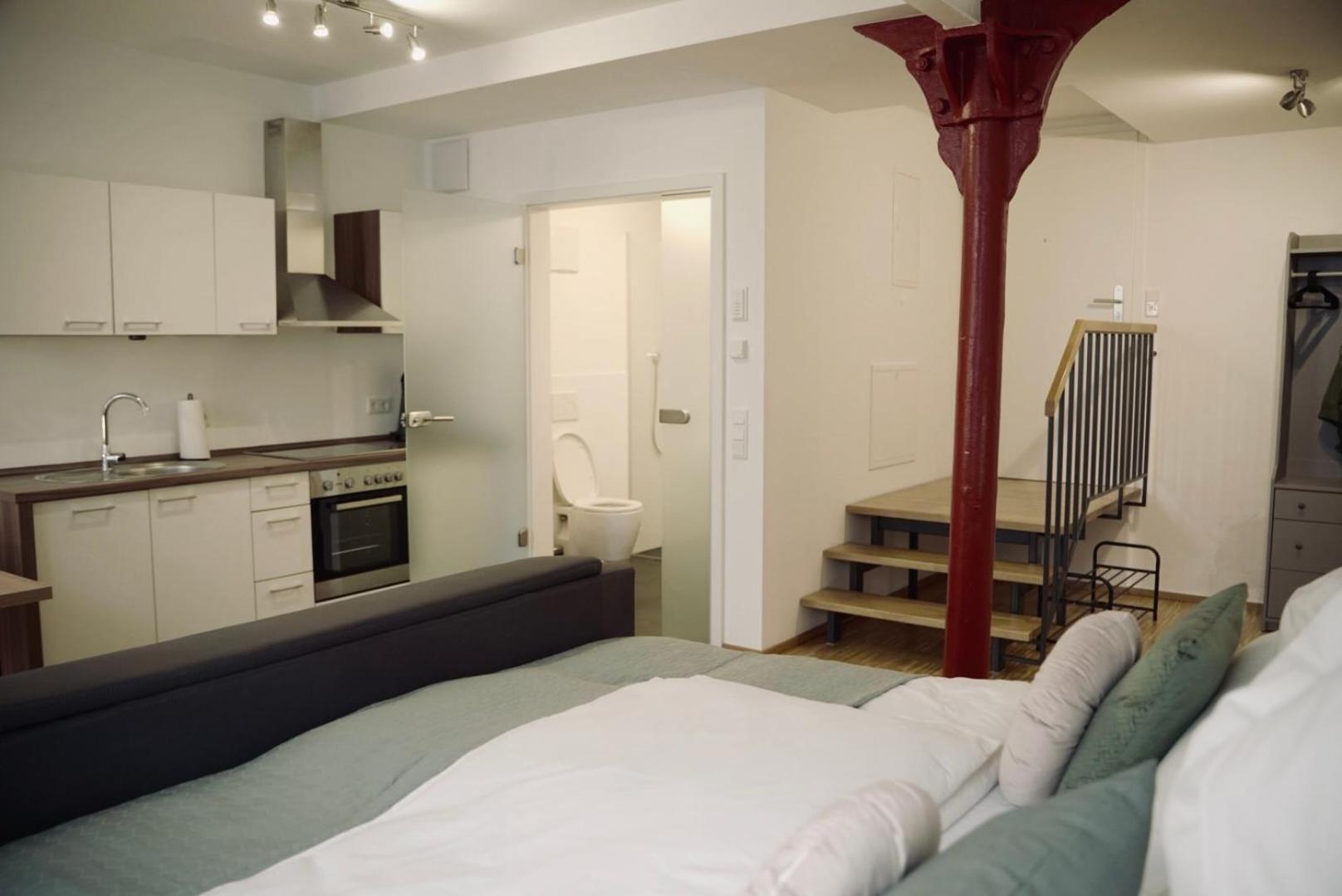 De La Vie Reutlingen - Altstadt Apartment An Stadthalle & Am Marktplatz Extérieur photo